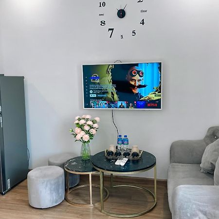 Rosee House -Luxury Apartment In Vinhomes Greenbay Hanoi Eksteriør billede