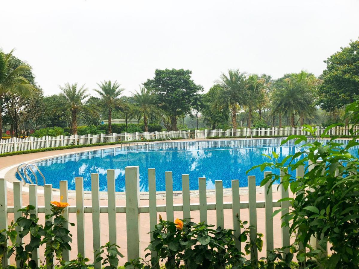 Rosee House -Luxury Apartment In Vinhomes Greenbay Hanoi Eksteriør billede