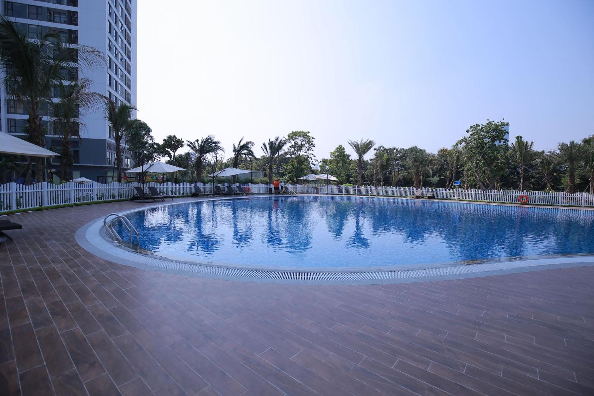 Rosee House -Luxury Apartment In Vinhomes Greenbay Hanoi Eksteriør billede