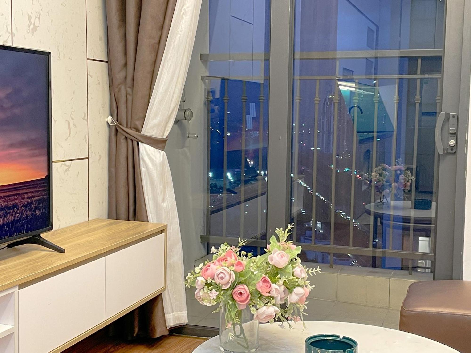 Rosee House -Luxury Apartment In Vinhomes Greenbay Hanoi Eksteriør billede